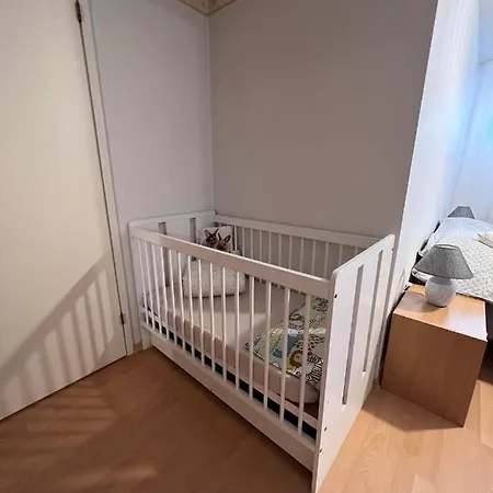 Cosy Flat Near Castle Apartamento