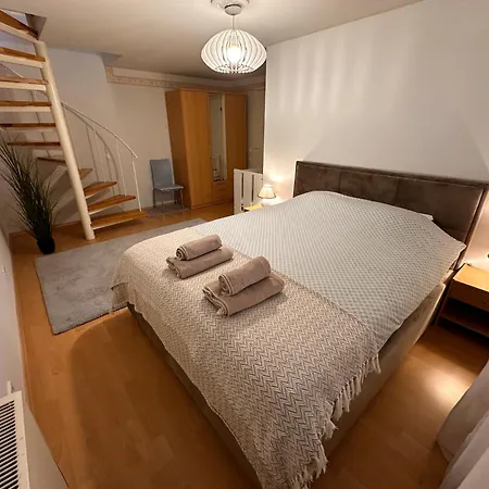Cosy Flat Near Castle Apartment Kuressaare